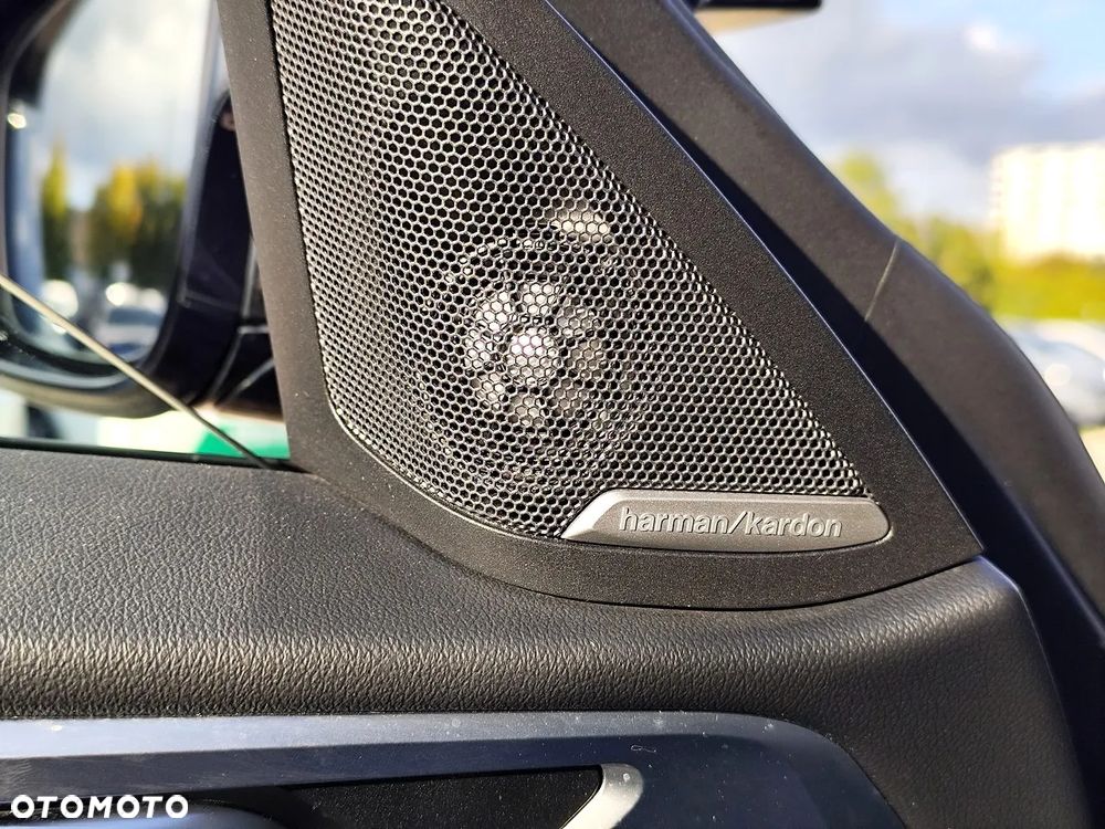 BMW i4 - 17