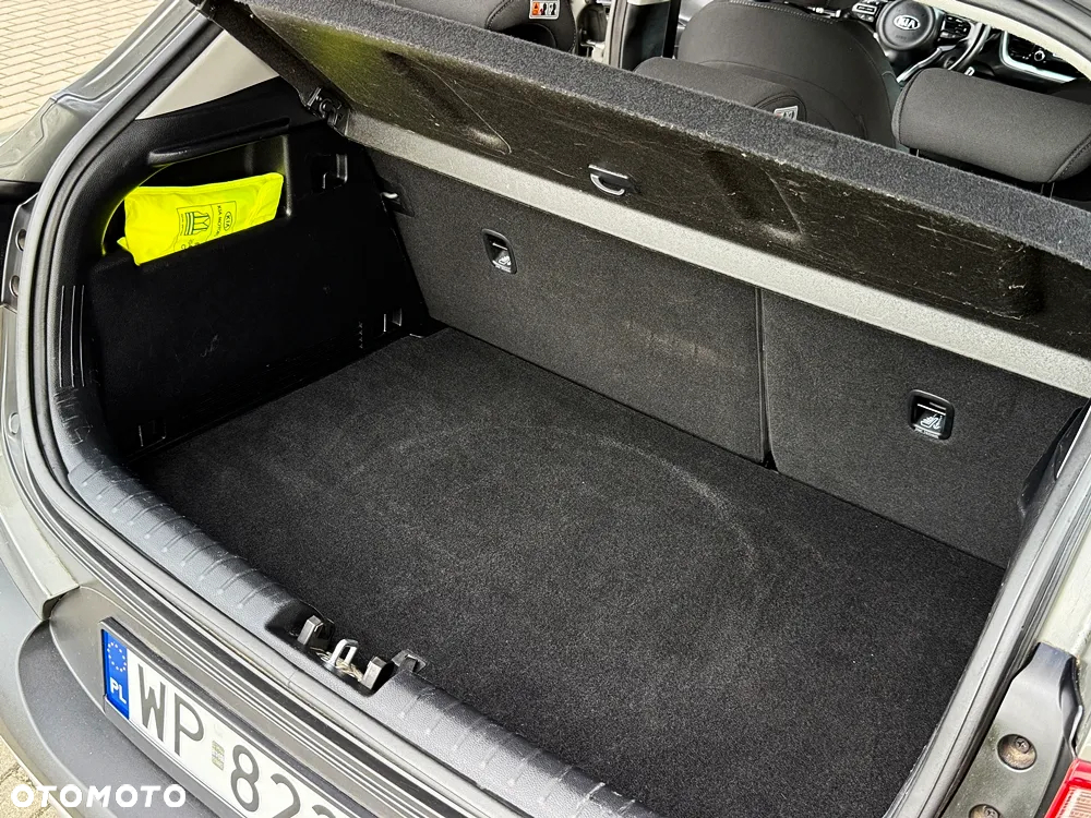 Kia Stonic 1.4 L - 22