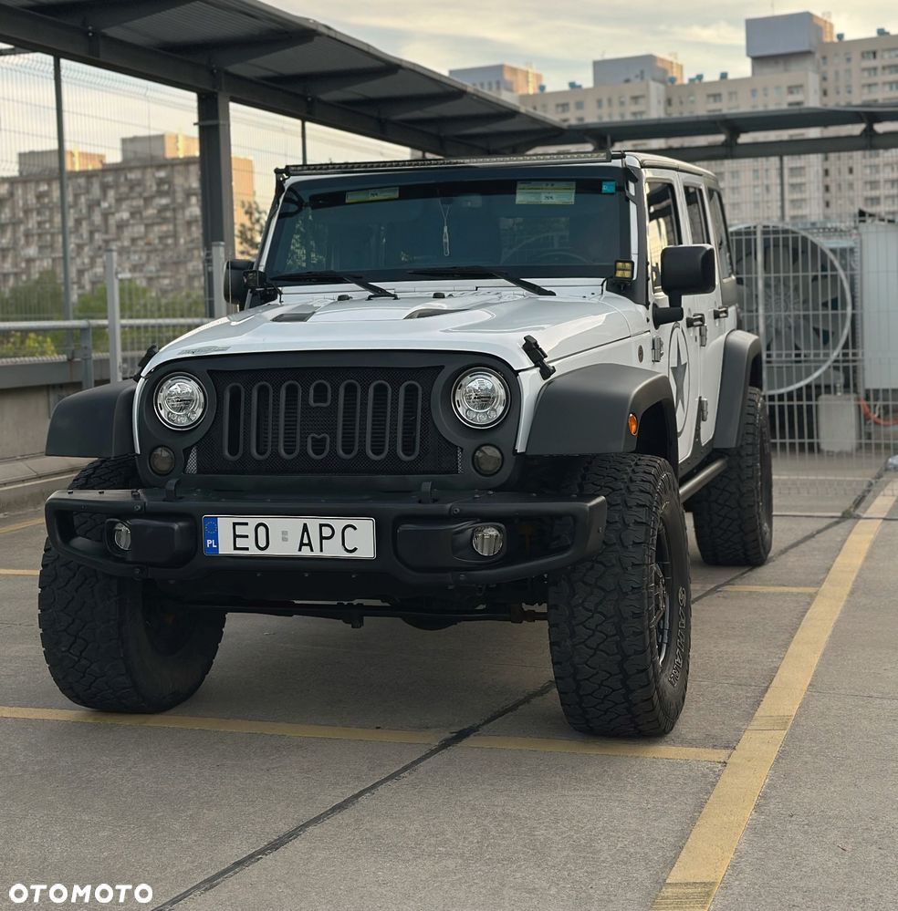 Jeep Wrangler 3.6 Unlim 75th Anniv - 8