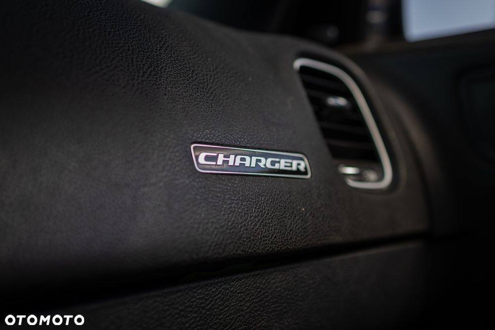 Dodge Charger - 26