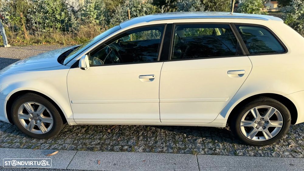 Audi A3 Sportback 1.6 TDI Attraction - 3