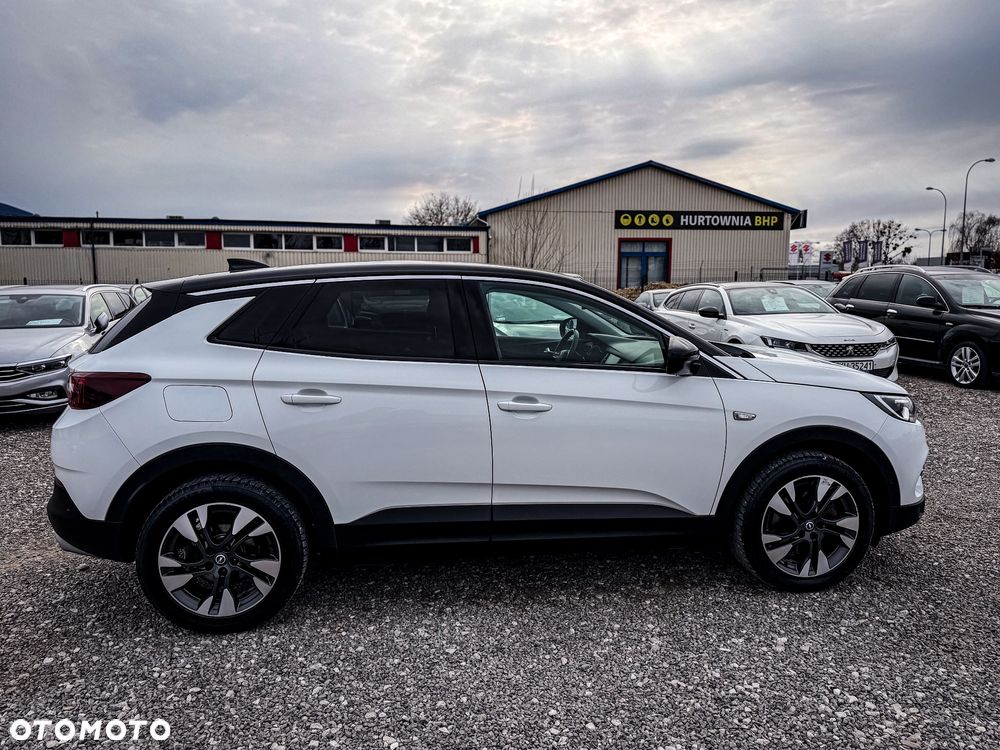 Opel Grandland X 1.2 Start/Stop Business Elegance - 12