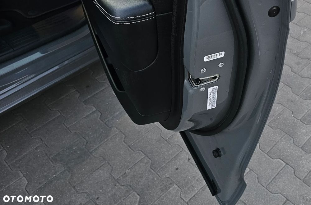 Chrysler Pacifica - 6