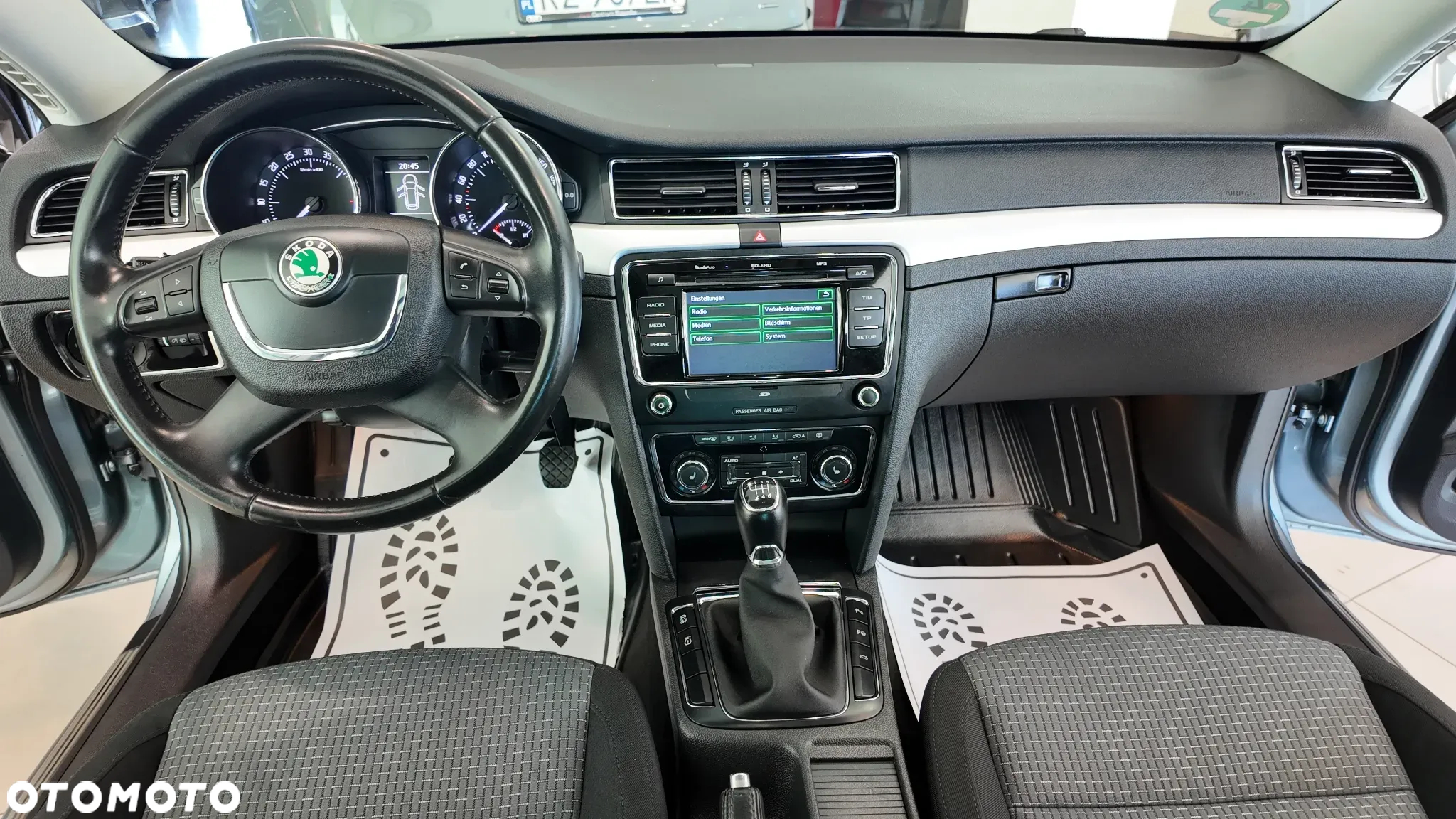 Skoda Superb 2.0 TDI Ambition - 32