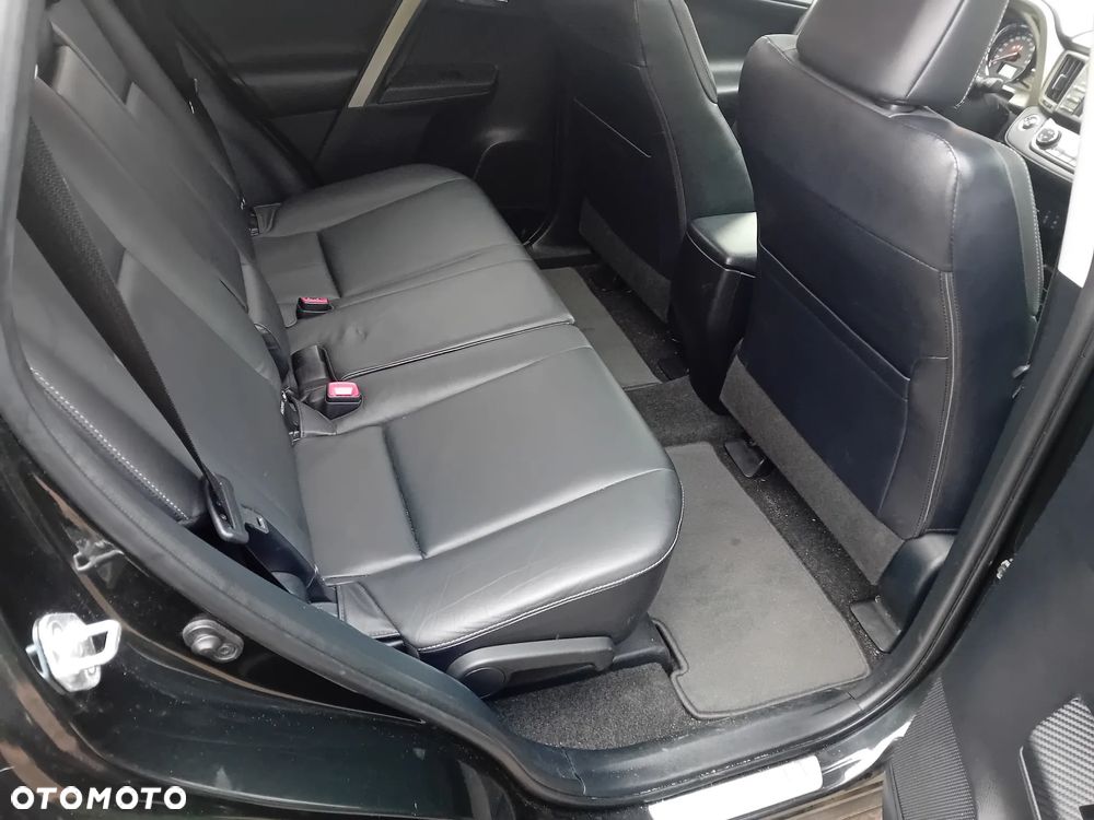 Toyota RAV4 2.0 D-4D 4x4 Edition S - 17