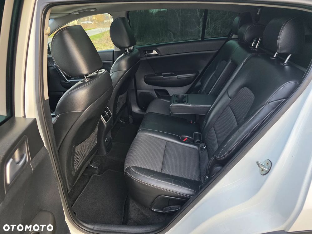 Kia Sportage 1.7 CRDI 2WD Vision - 27