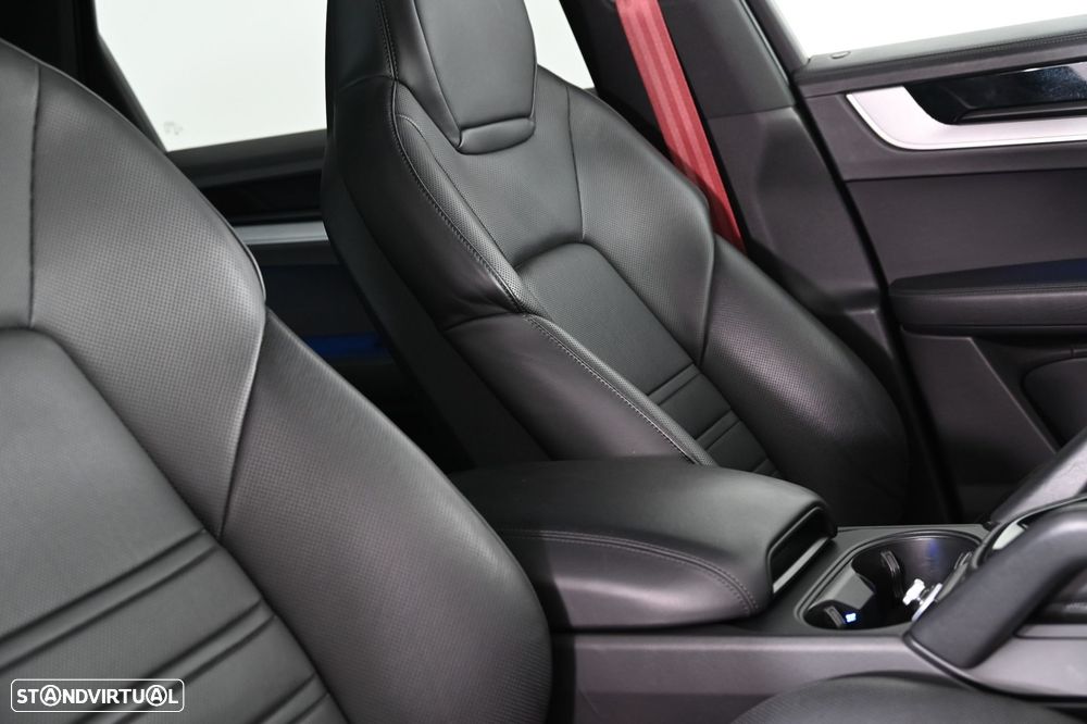 Porsche Cayenne E-Hybrid - 28