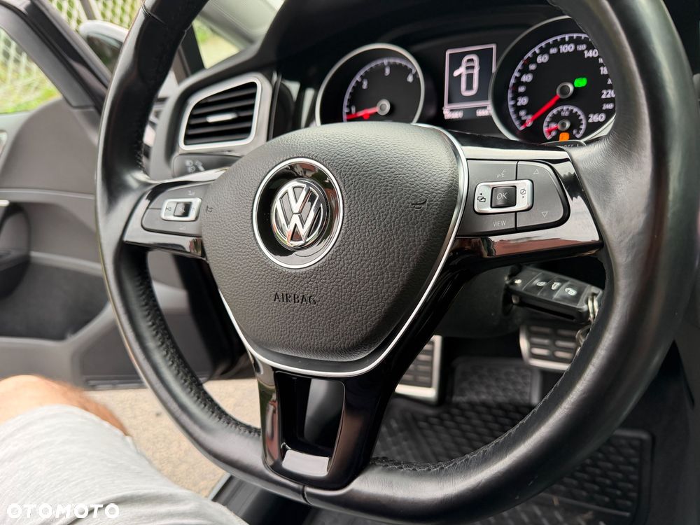 Volkswagen Golf 1.6 TDI SCR DSG Join - 20