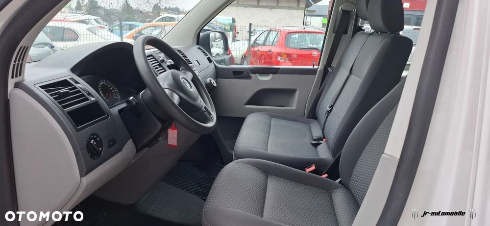 Volkswagen Transporter - 9