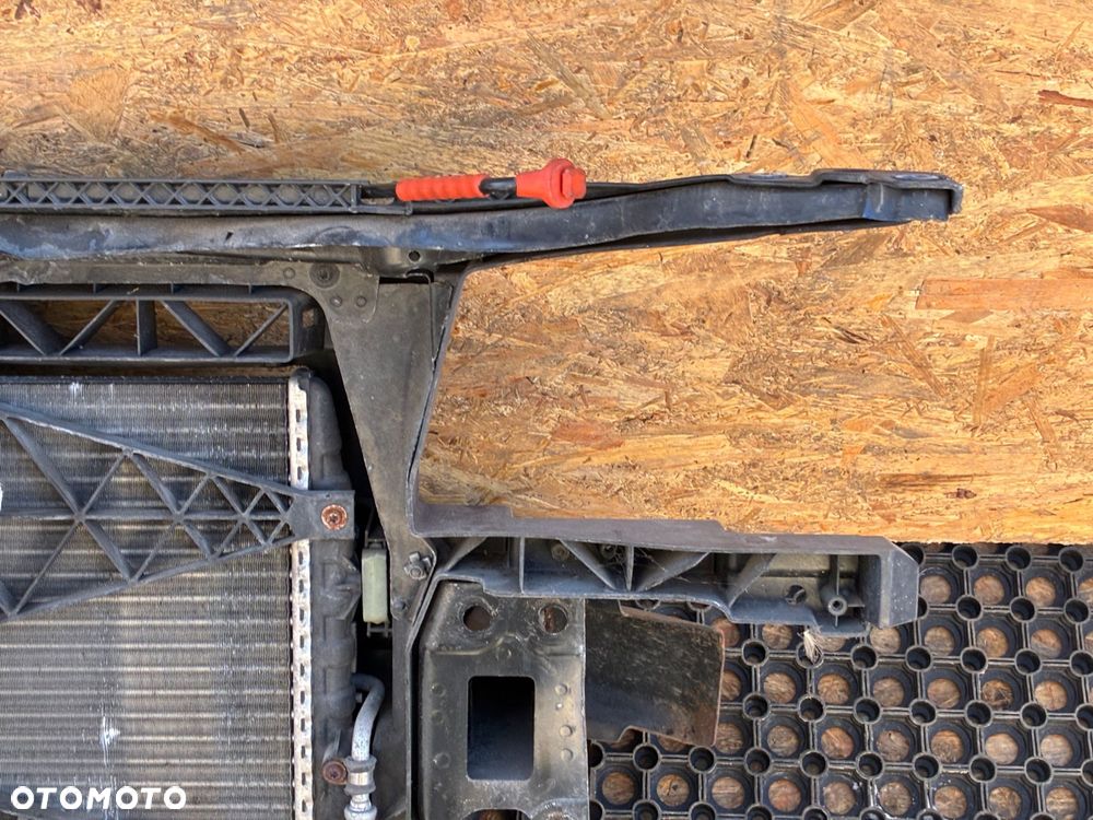 VW POLO 9N3 LIFT BENZYNA  PB PAS PRZEDNI CHŁODNICA WENTYLATOR KOMPLET - 13