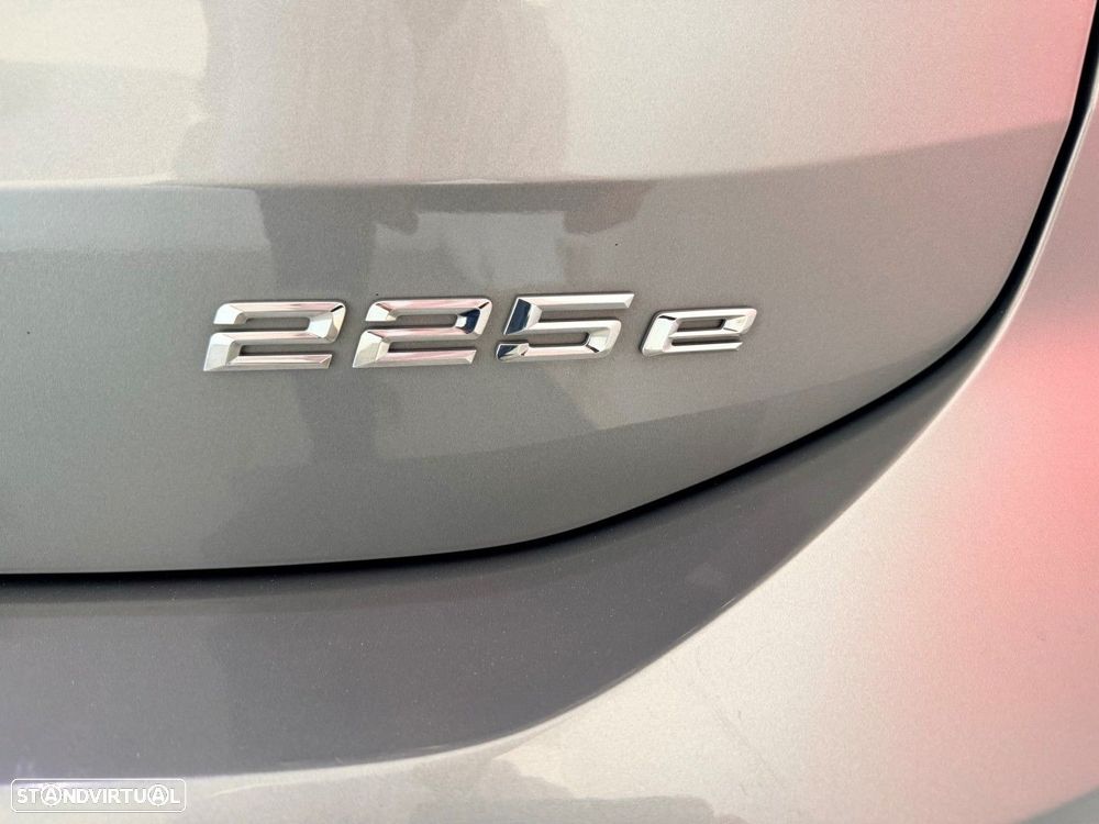 BMW 225xe Active Tourer e xDrive Edição Optimized - 8