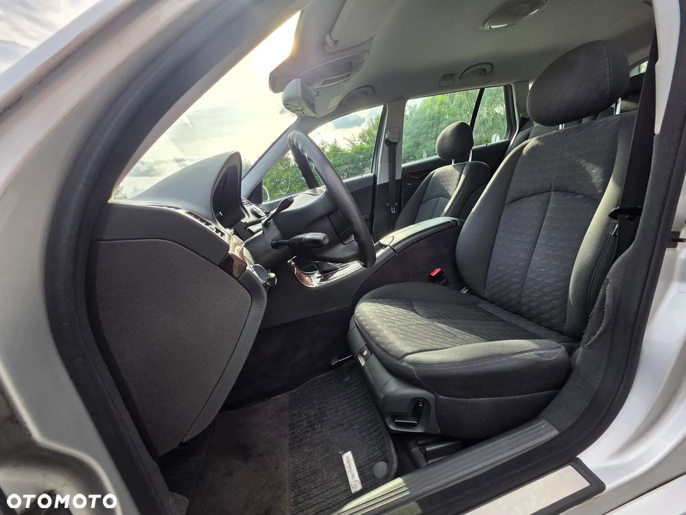 Mercedes-Benz Klasa E 320 CDI Classic DPF - 19