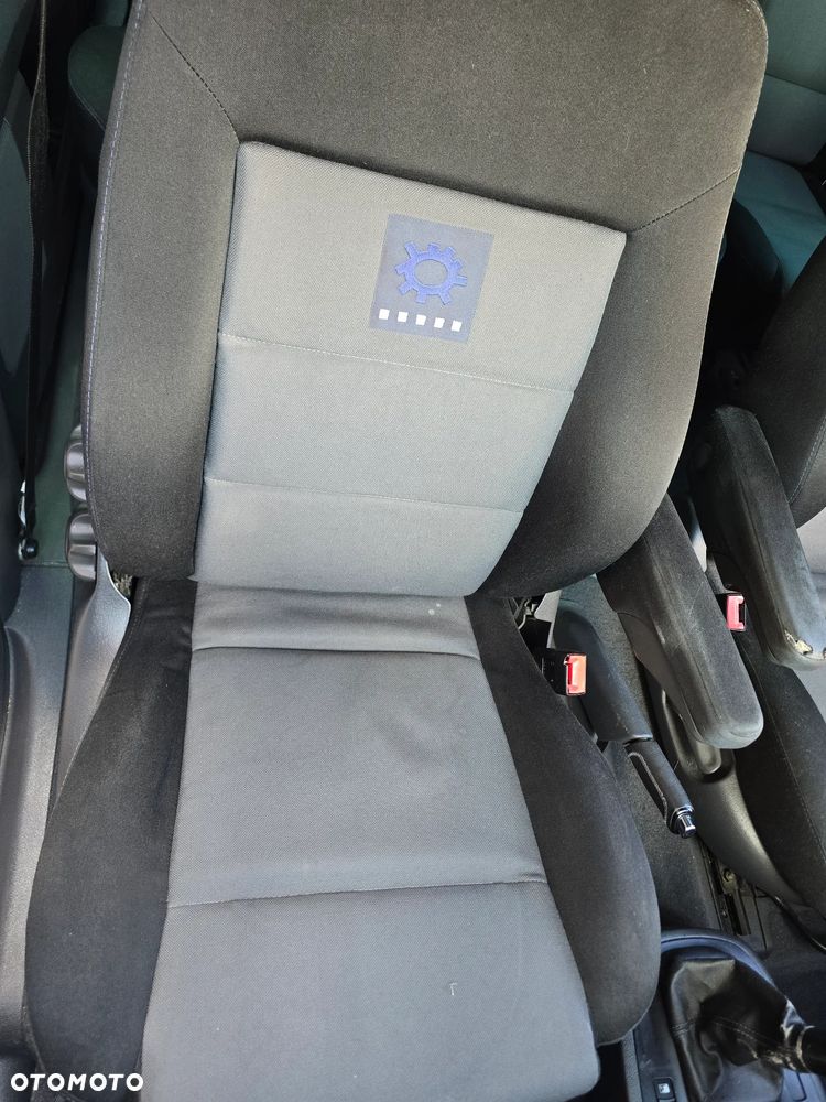 Volkswagen Sharan - 20
