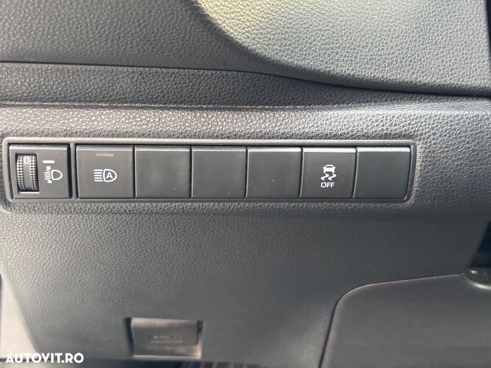 Toyota Corolla - 24