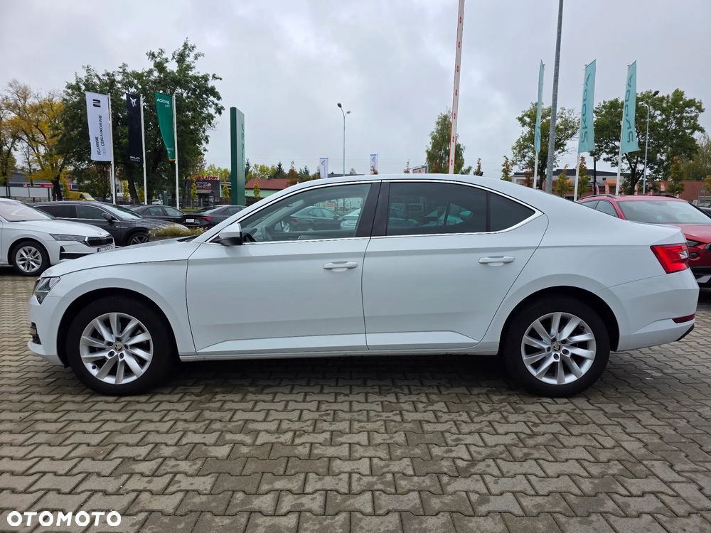 Skoda Superb 2.0 TDI SCR Ambition DSG - 3
