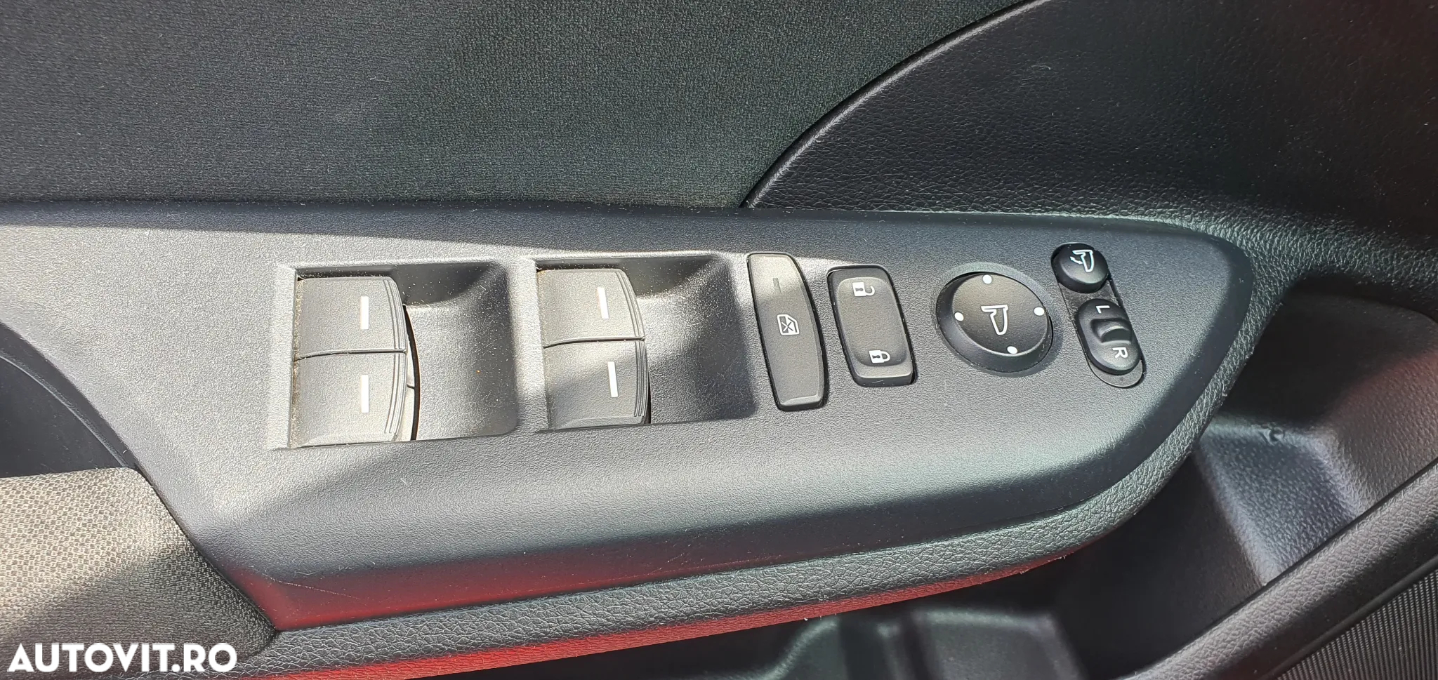 Honda Civic 1.5 VTEC Turbo Sport Plus - 26