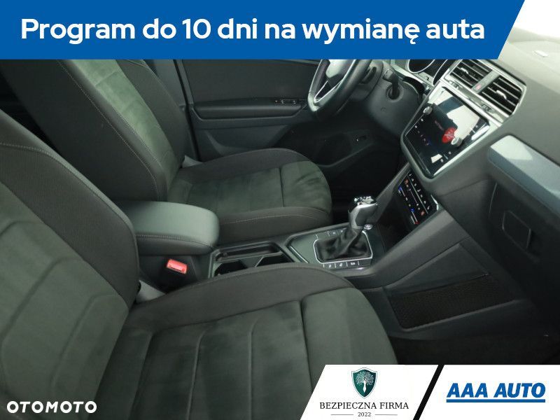 Volkswagen Tiguan - 9