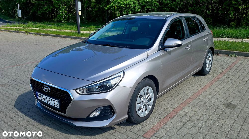 Hyundai i30 1.4 Premiere Comfort - 2