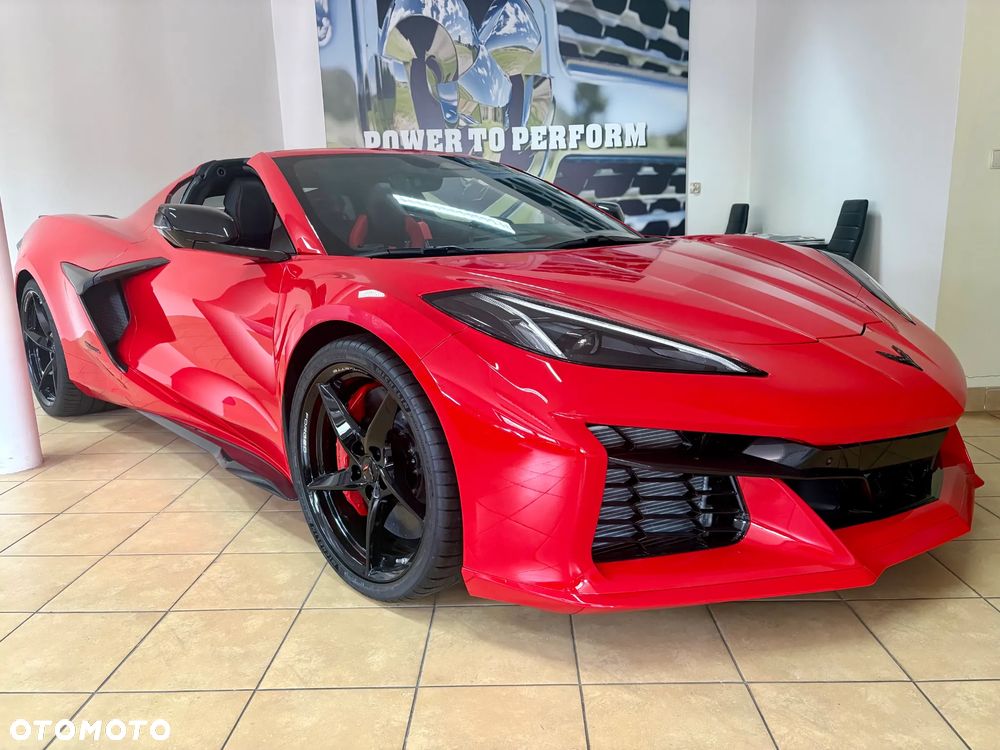 Chevrolet Corvette - 22