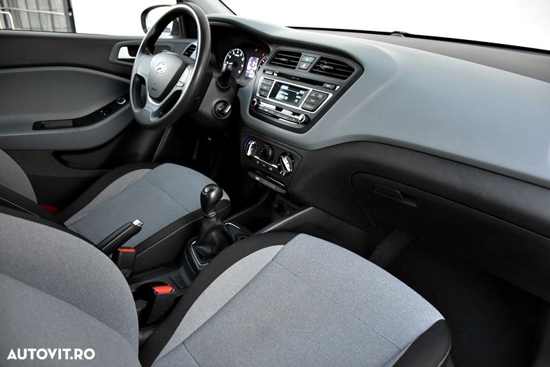 Hyundai i20 1.25 84CP M/T Comfort - 13