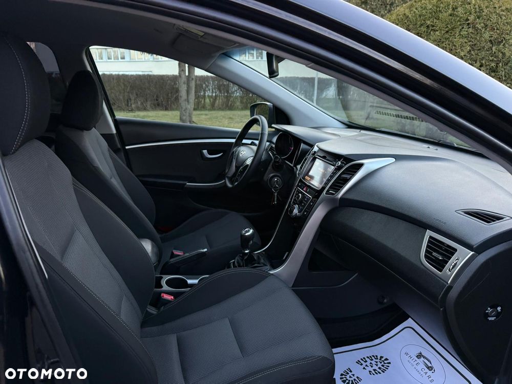 Hyundai i30 1.4 Premium - 28