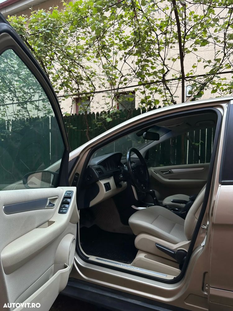 Mercedes-Benz B 180 CDI - 5