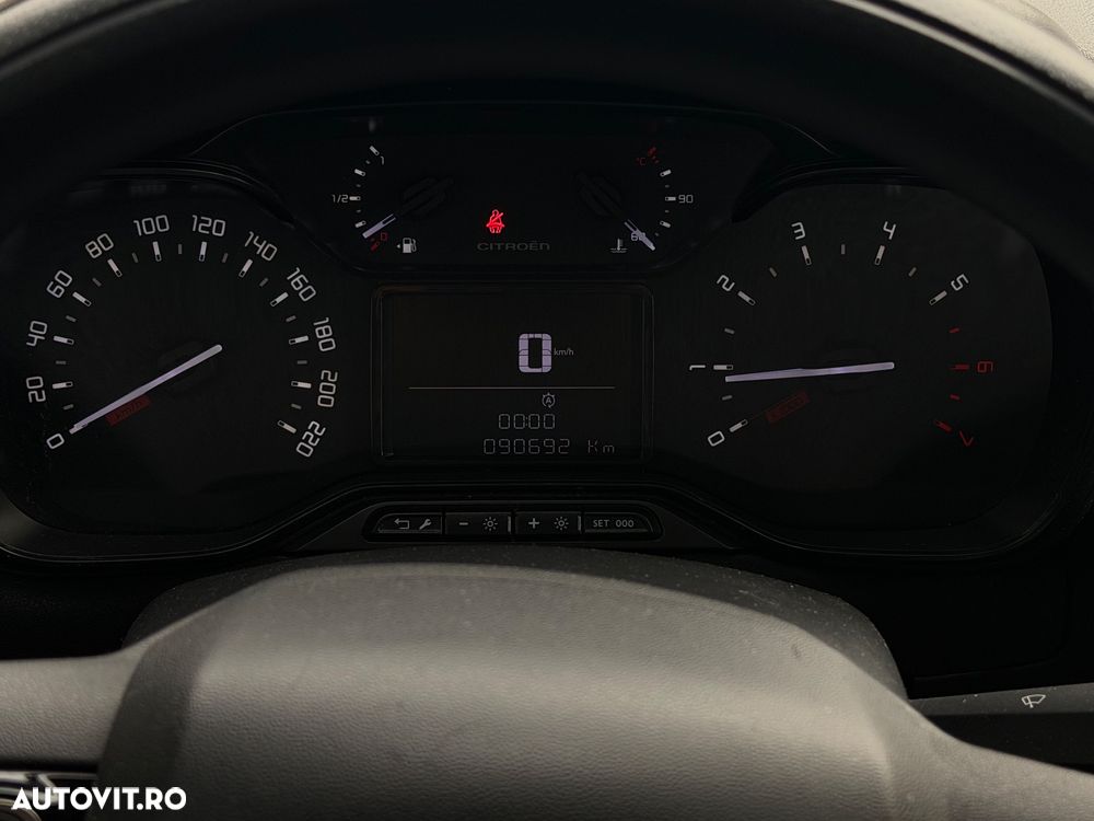 Citroën C3 BlueHDi 100 S&S SHINE - 24