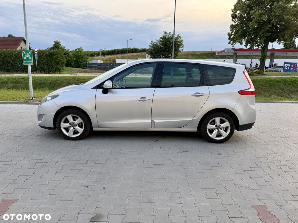 Renault Scenic 1.9 dCi Privilege - 4