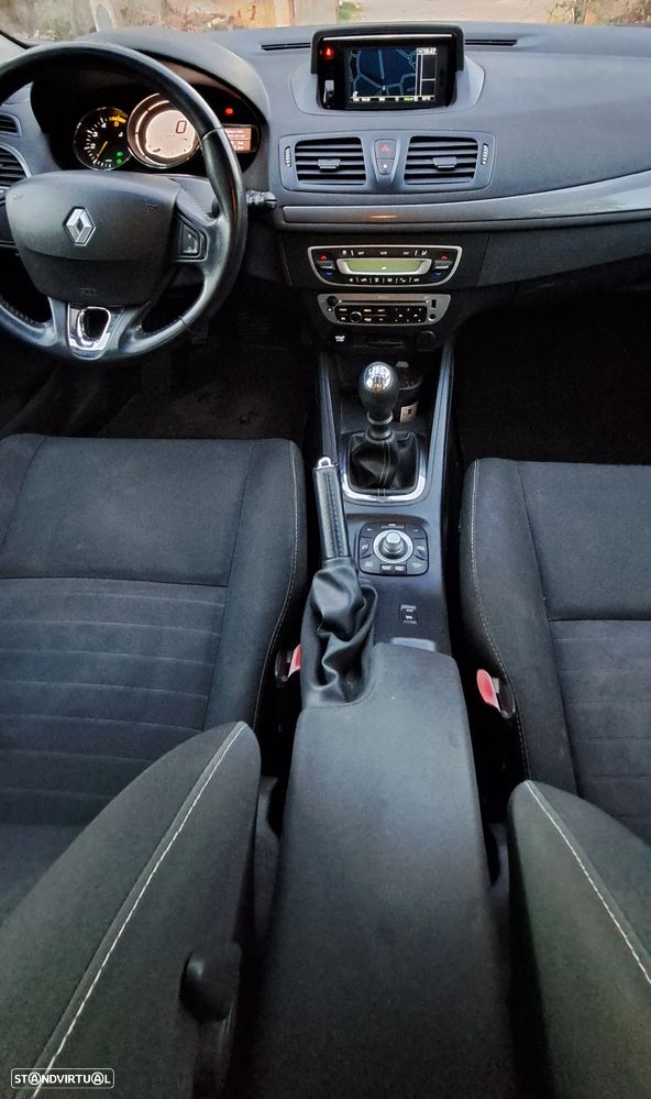 Renault Mégane Break ver-energy-dci-110-limited - 4