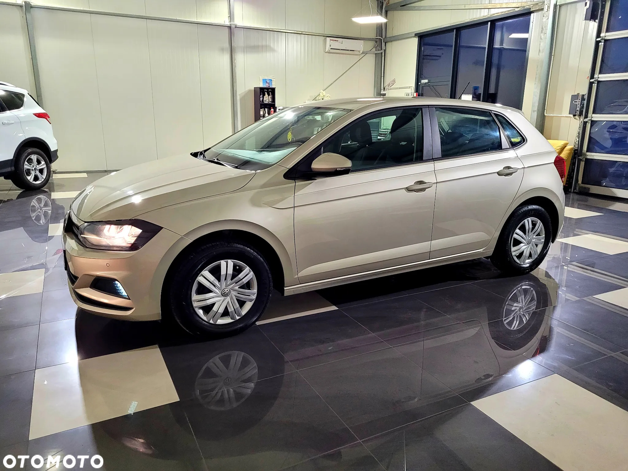 Volkswagen Polo 1.0 Comfortline - 2