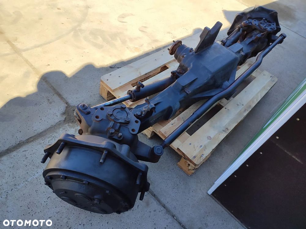 Most napędowy 87491151 47698528 Steyr 6175 CVT - 5