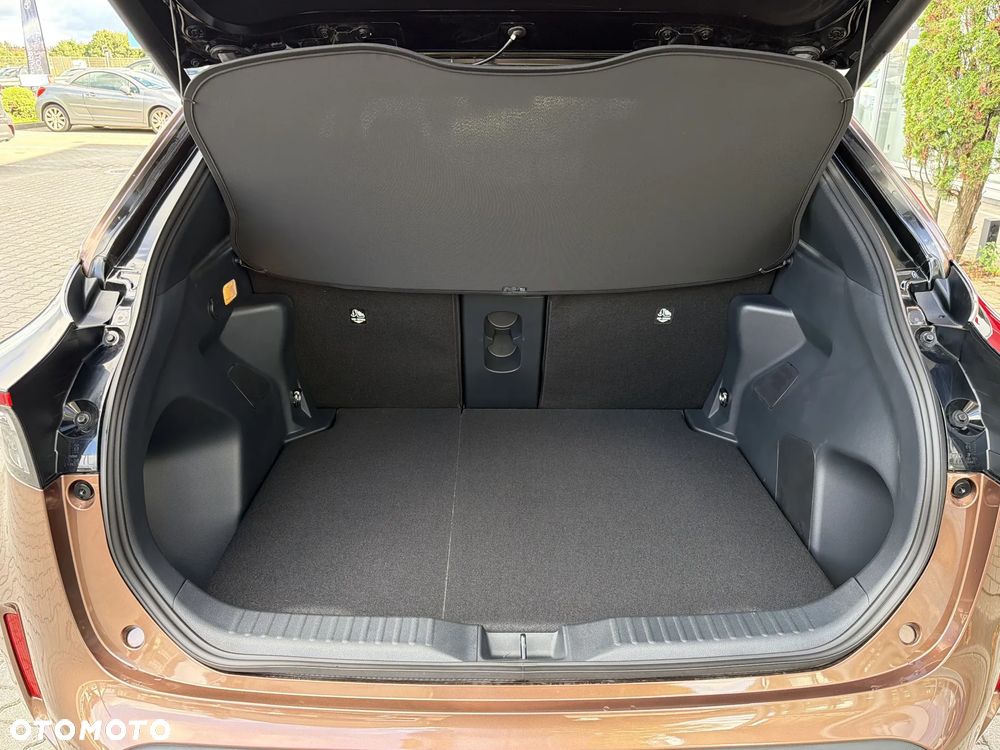 Toyota Yaris Cross Hybrid 1.5 Executive - 12