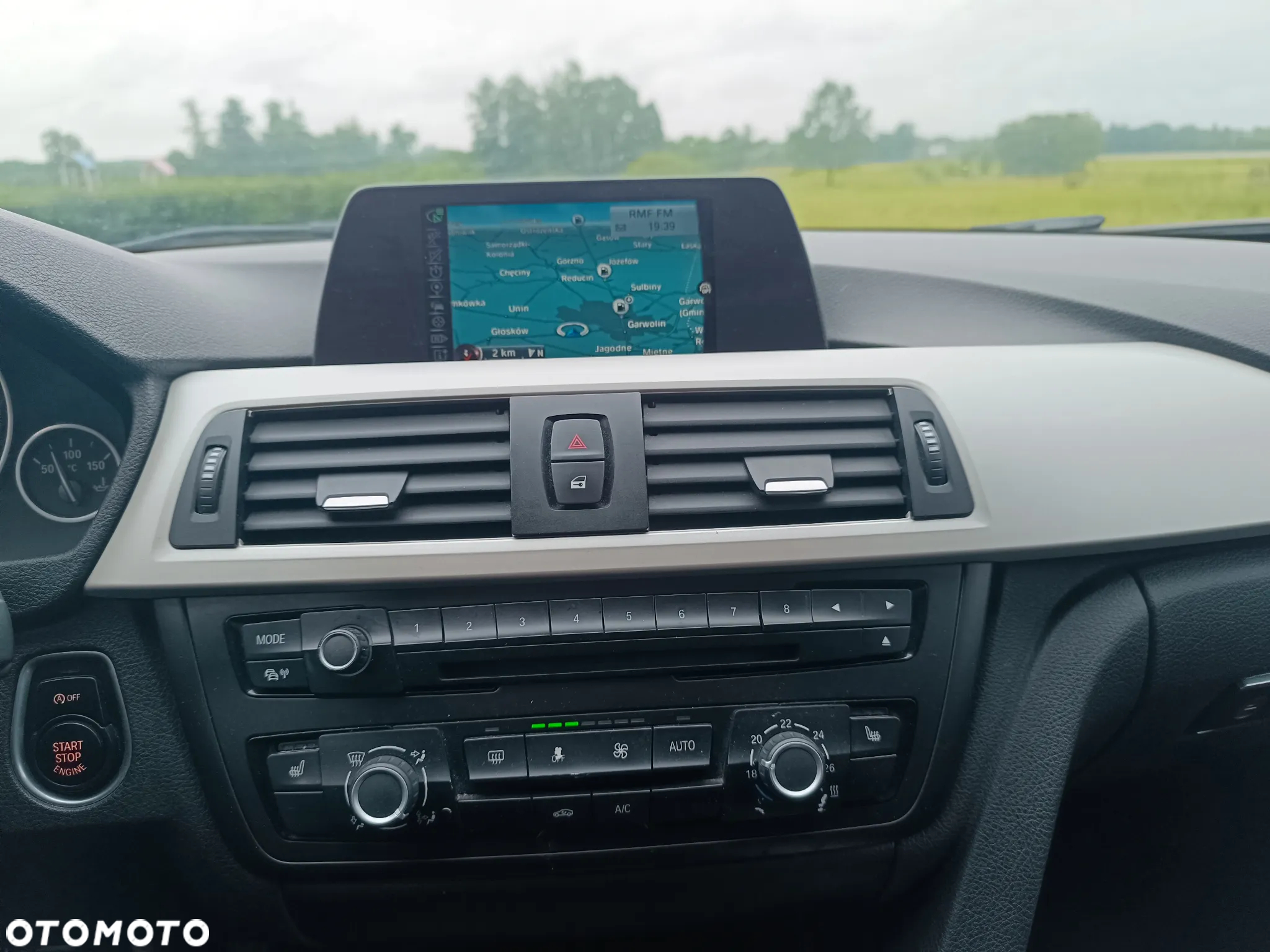BMW Seria 3 318d - 12