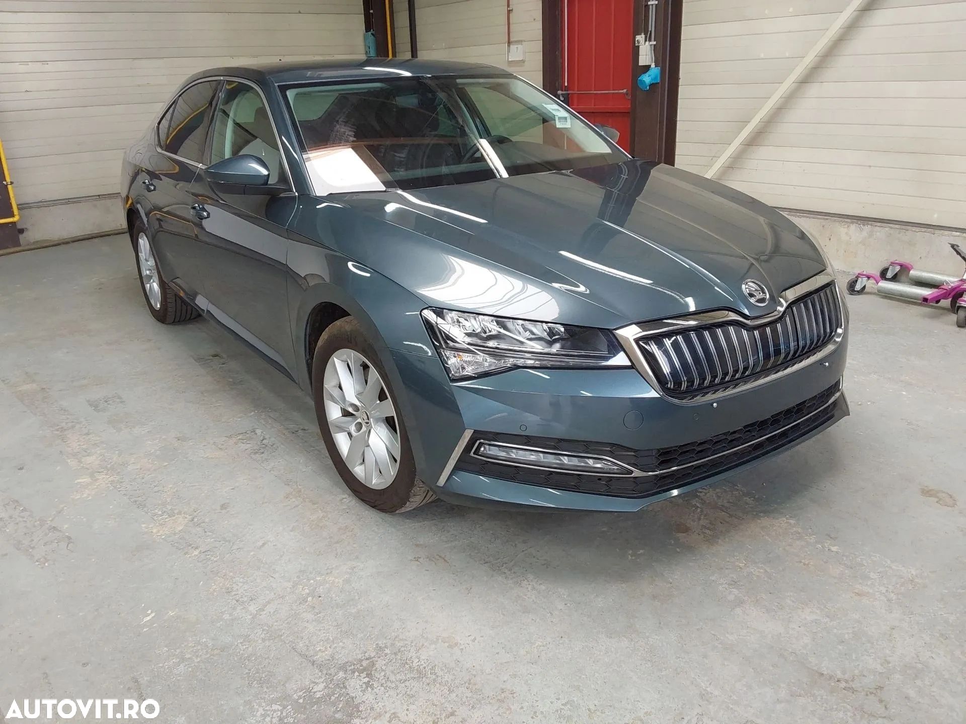 Skoda Superb 1.4 TSI DSG Ambition - 1