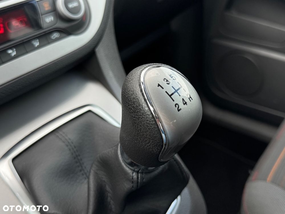Ford C-MAX 1.8 Style+ - 40