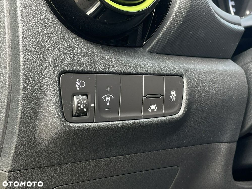 Hyundai Kona - 16