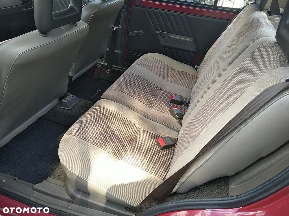 Skoda Favorit 135 L - 12