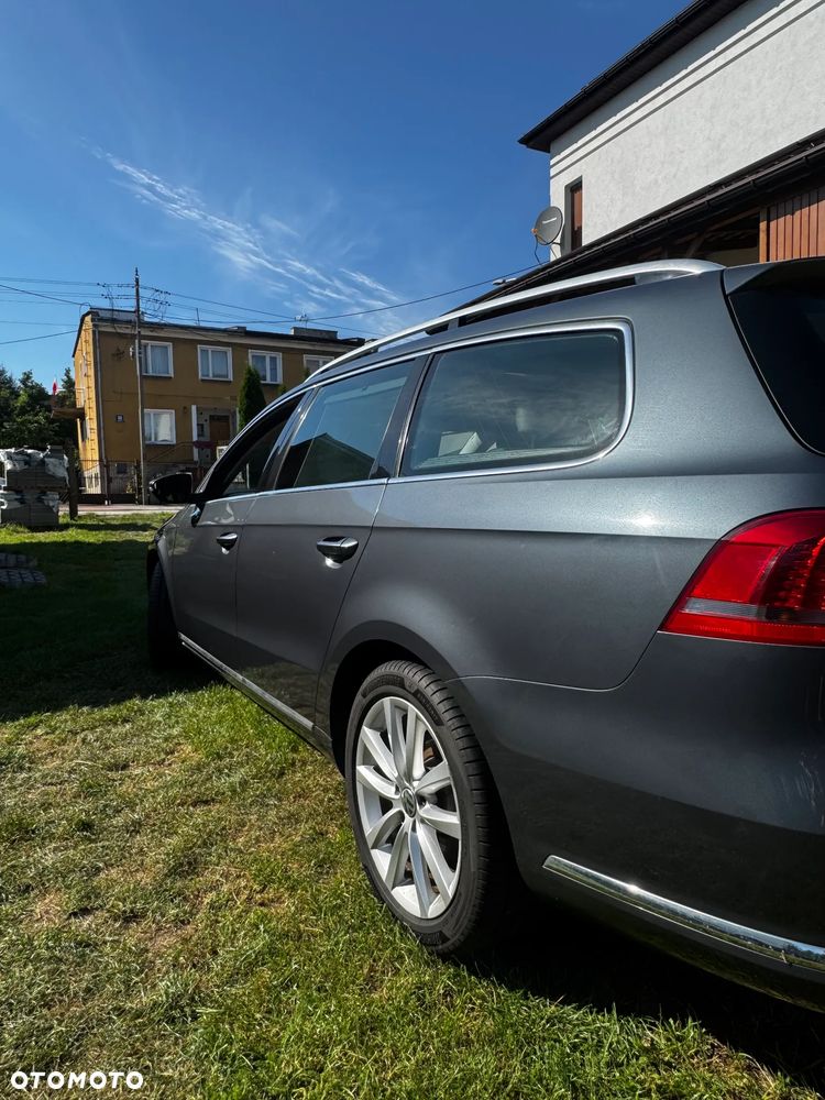 Volkswagen Passat 2.0 TDI Highline - 5