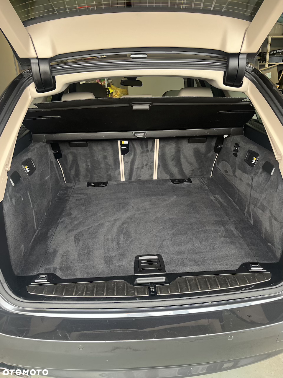 BMW Seria 5 520d xDrive - 38