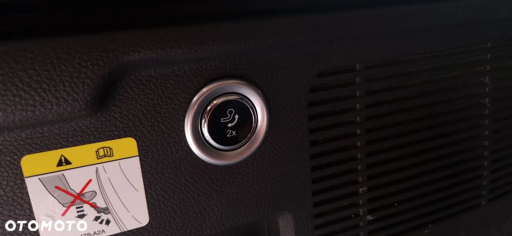 Ford Mondeo SW 2.0 TDCi S&S Trend - 16