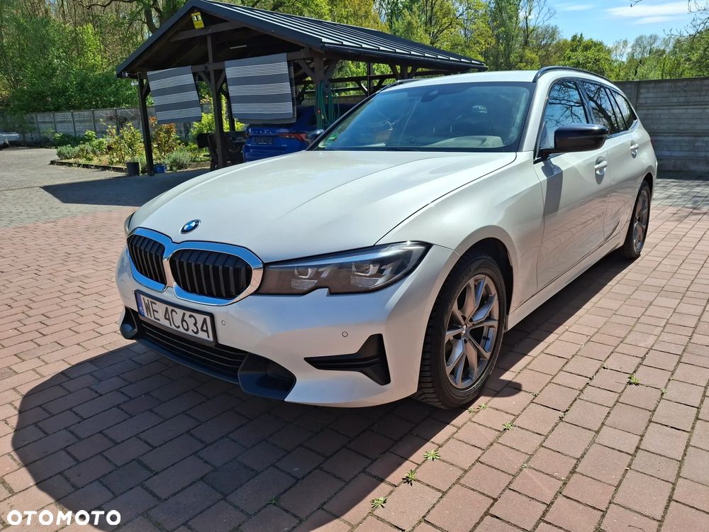 BMW Seria 3 318i - 6