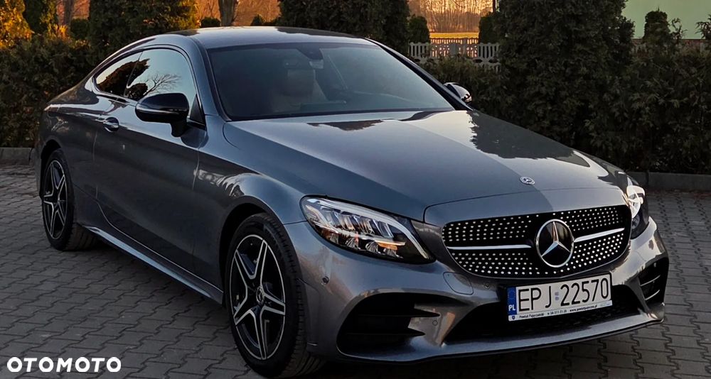 Mercedes-Benz Klasa C 180 AMG Line - 14