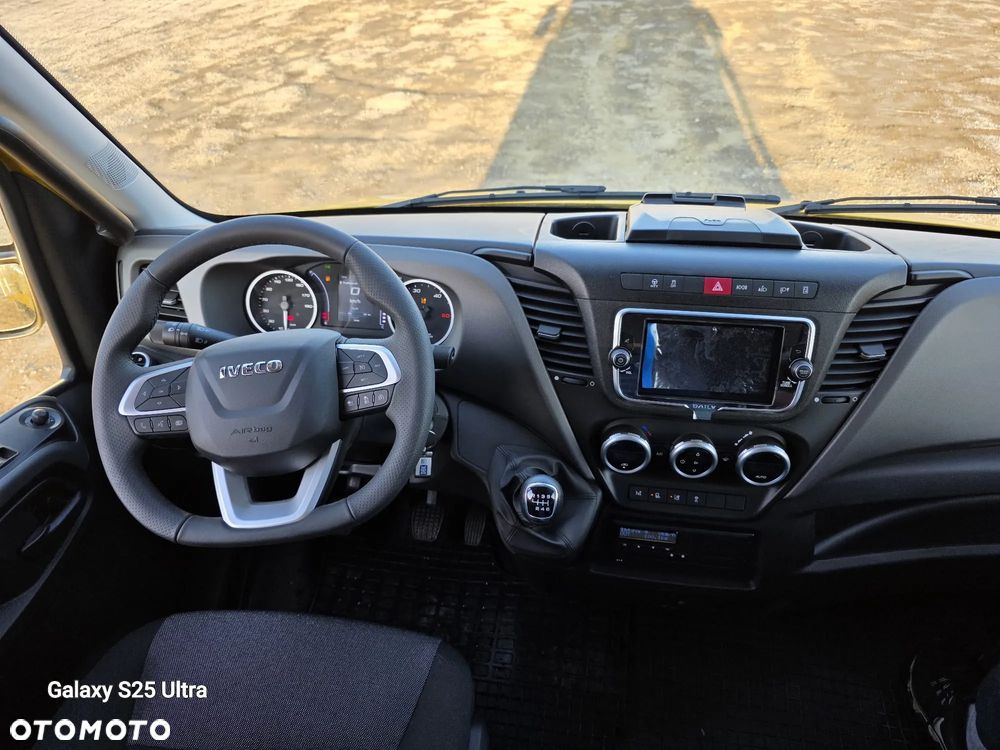 Iveco 70C18 - 13