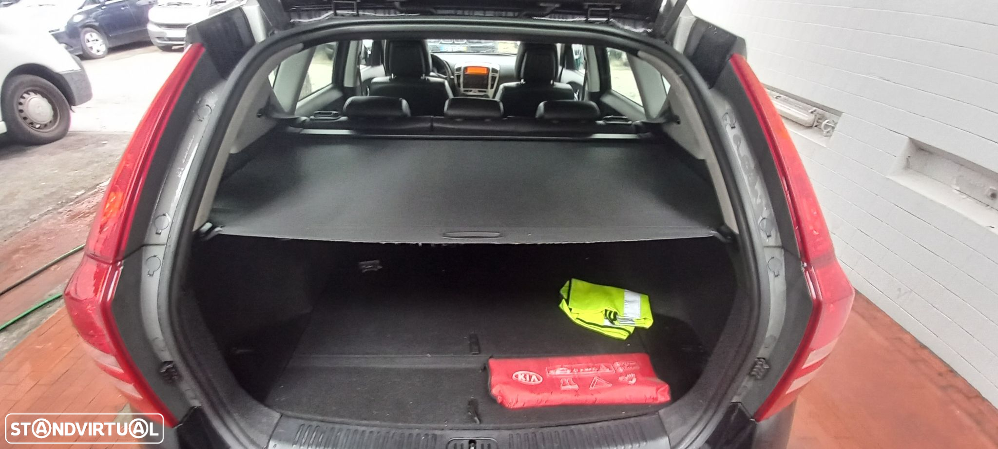 Kia Ceed - 16