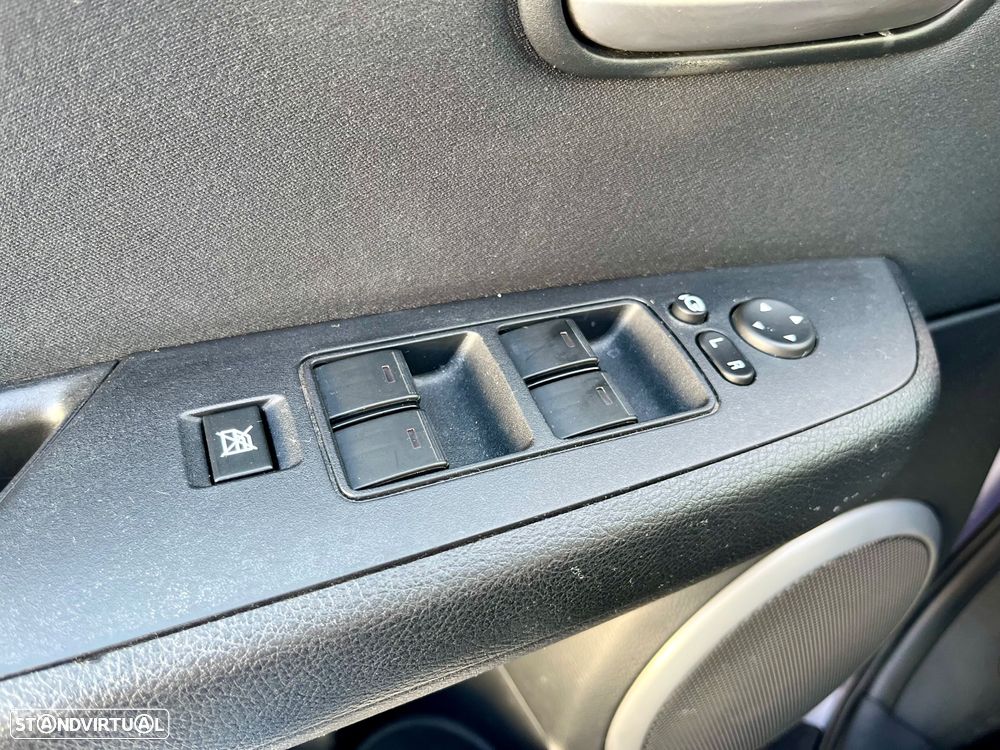 Mazda 6 MZR-CD 2.0 Comfort - 43