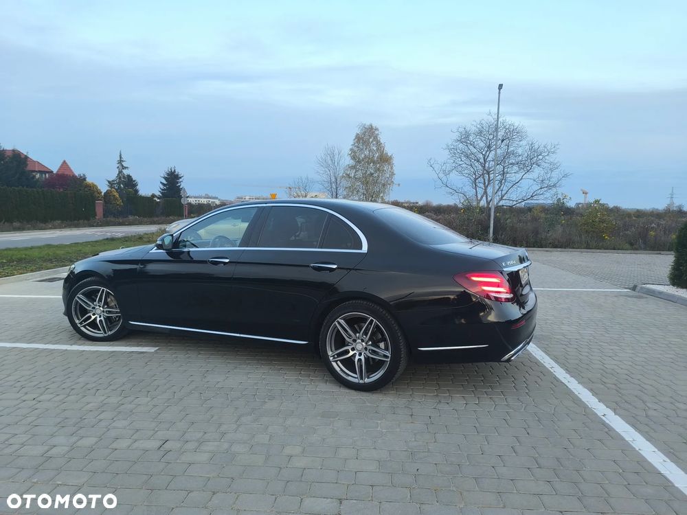 Mercedes-Benz Klasa E 350 d 9G-TRONIC - 31