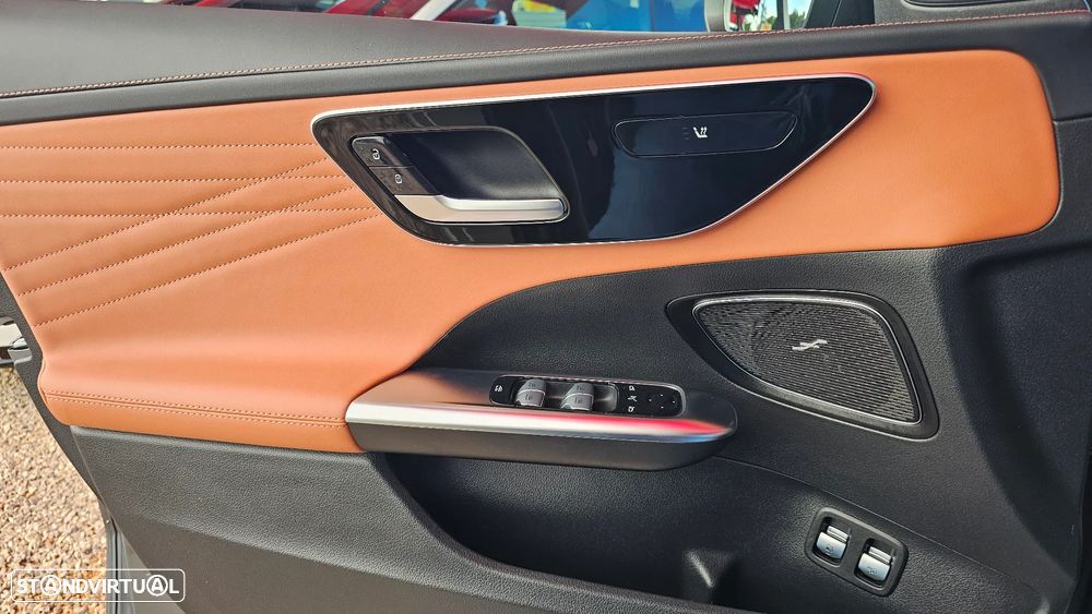 Mercedes-Benz C 300 e T 9G-TRONIC AMG Line - 35