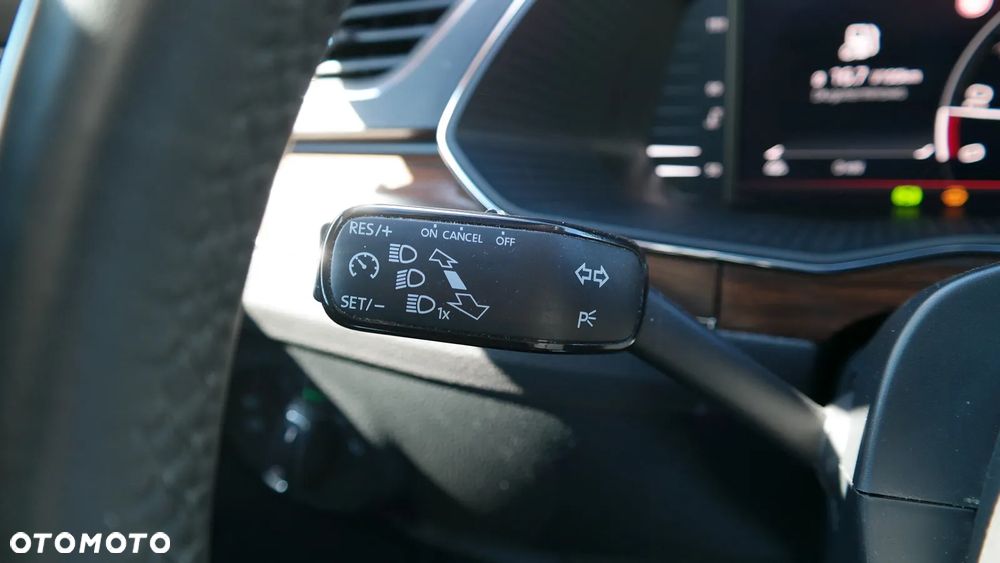 Skoda Superb 2.0 TDI SCR 4x4 Scout DSG - 20