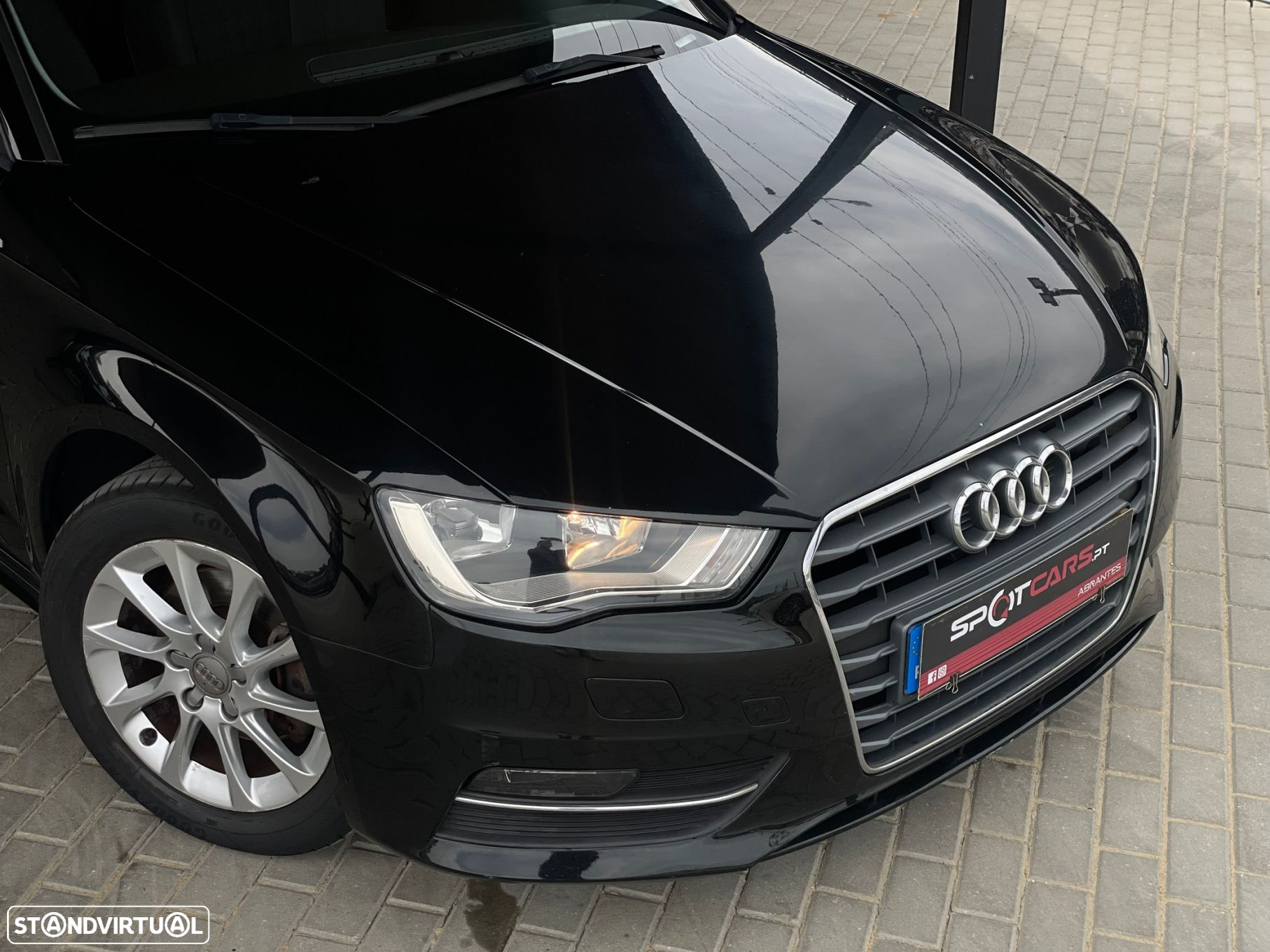 Audi A3 Sportback 1.6 TDI Attraction Ultra - 2