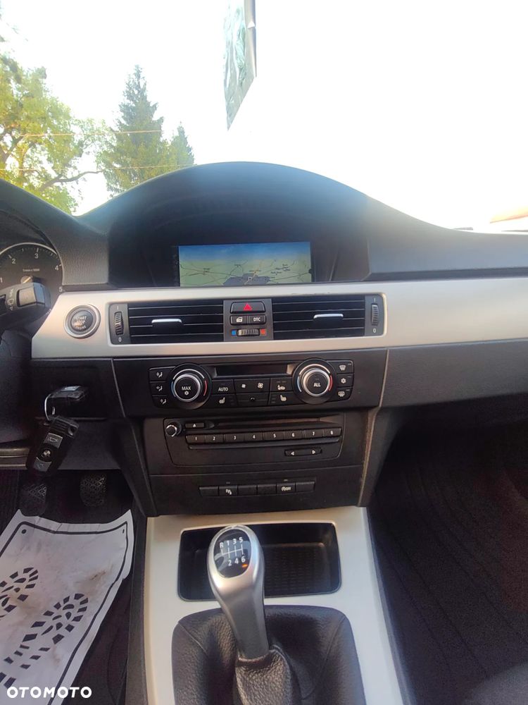 BMW Seria 3 - 15